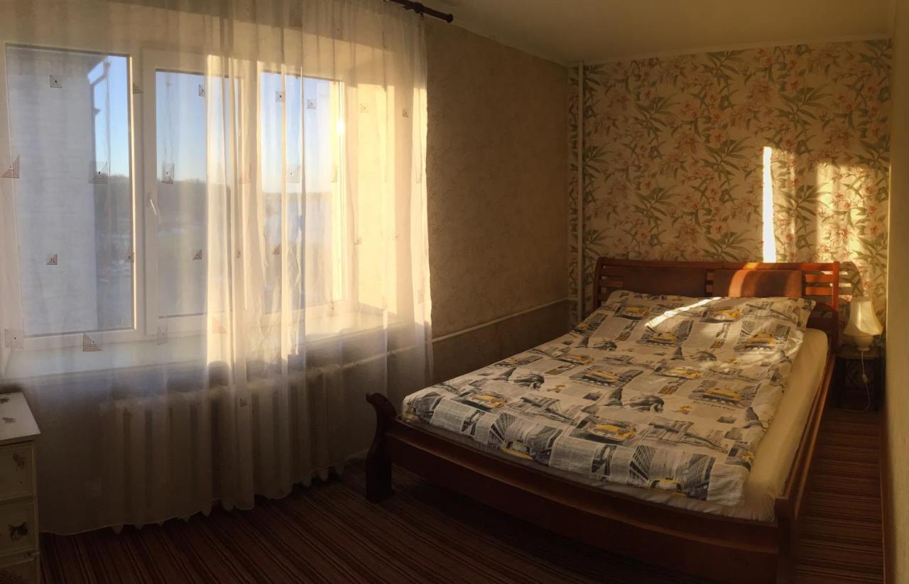 Апартаменты С Видом На Озеро Ternopil Bagian luar foto